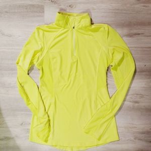Quarter zip highlight